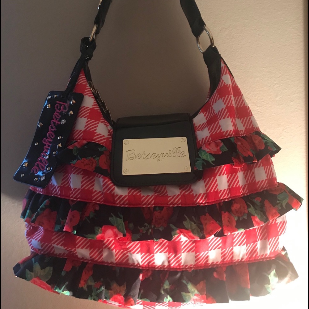 Nice shoulder bag